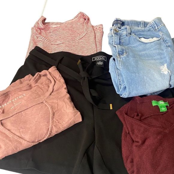 Not so Mysterious Mystery box Size Large - Picture 2 of 2